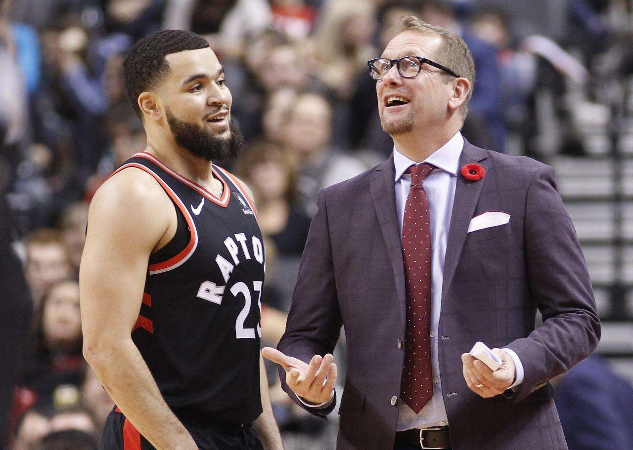 无不展现出 无不展现出